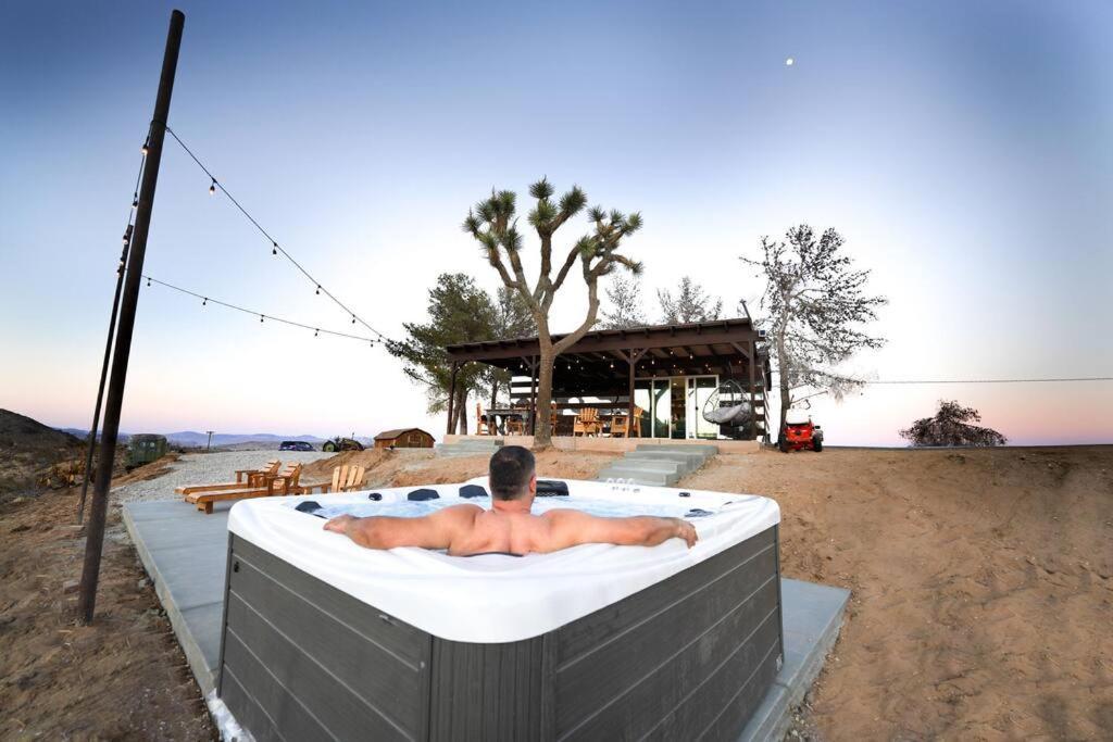 The Invisible Wind Cabin- Joshua Tree Amazing View 야카밸리 외부 사진
