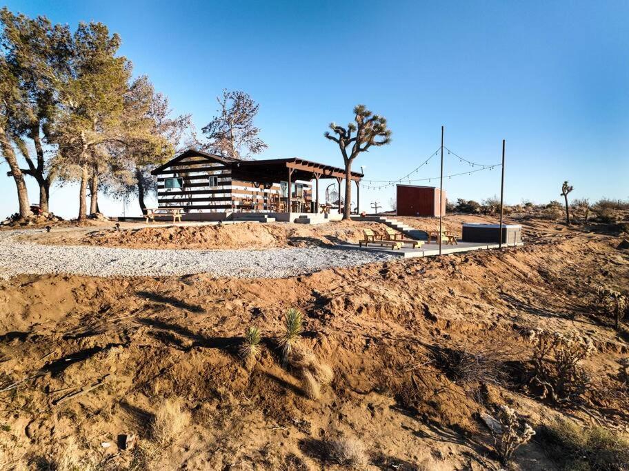 The Invisible Wind Cabin- Joshua Tree Amazing View 야카밸리 외부 사진